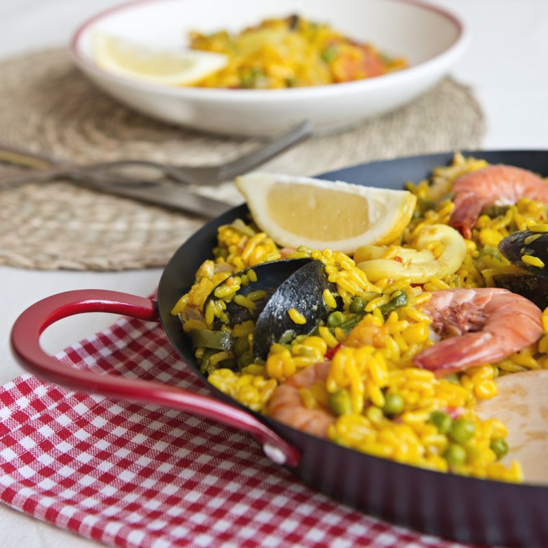 Paella mit Hühnchen und Meeresfrüchte